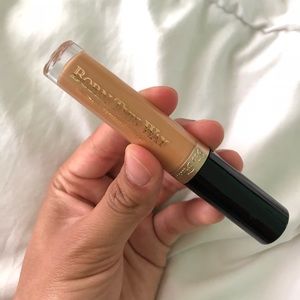 “Born This Way” Two Faced Concealer